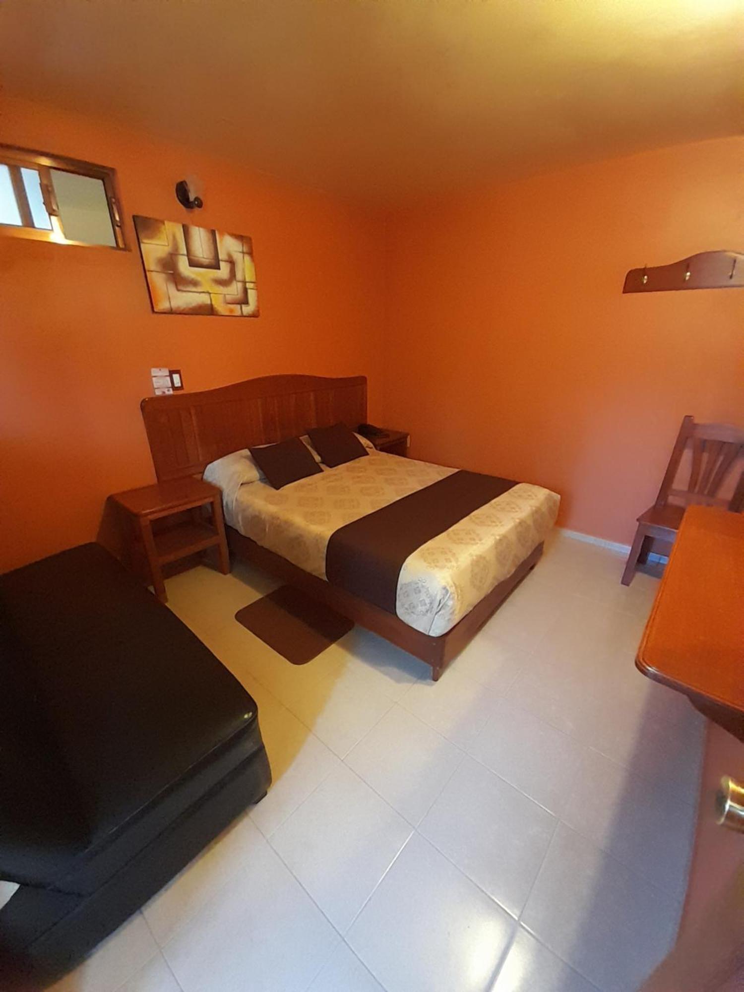 Hotel Márquez 3*